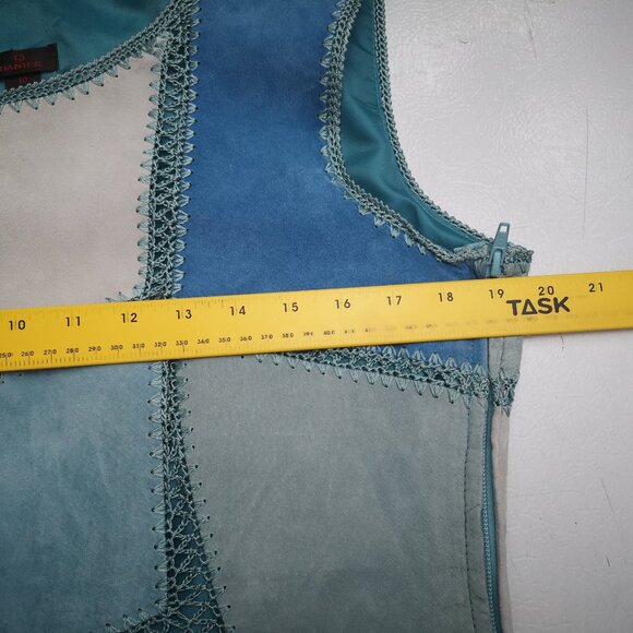 Danier Leather Ladies Size 10 Blue Teal & Off White Patchwork Lined Suede Vest - Picture 9 of 10